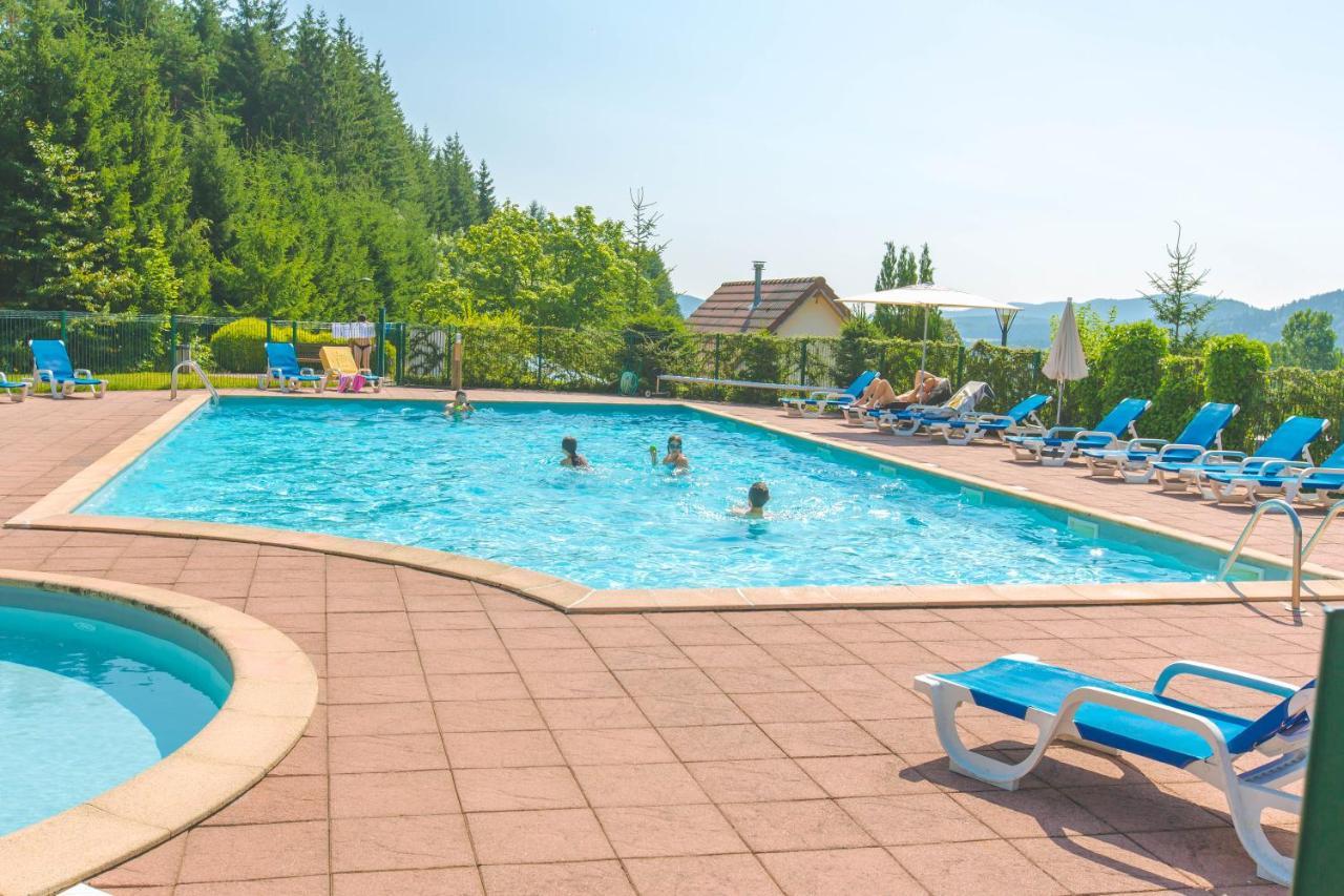Vvf Les Fontaines Des Vosges Hotel Saales Exterior photo